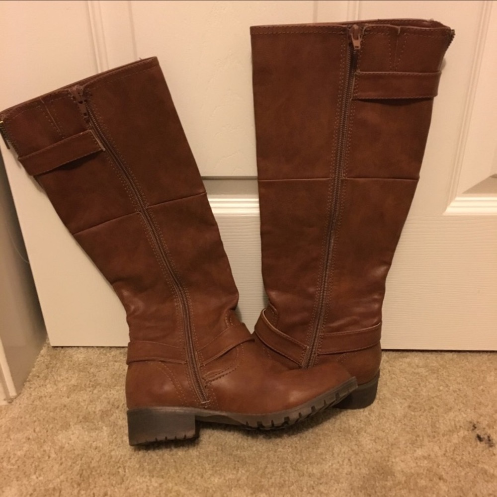 Brown boots